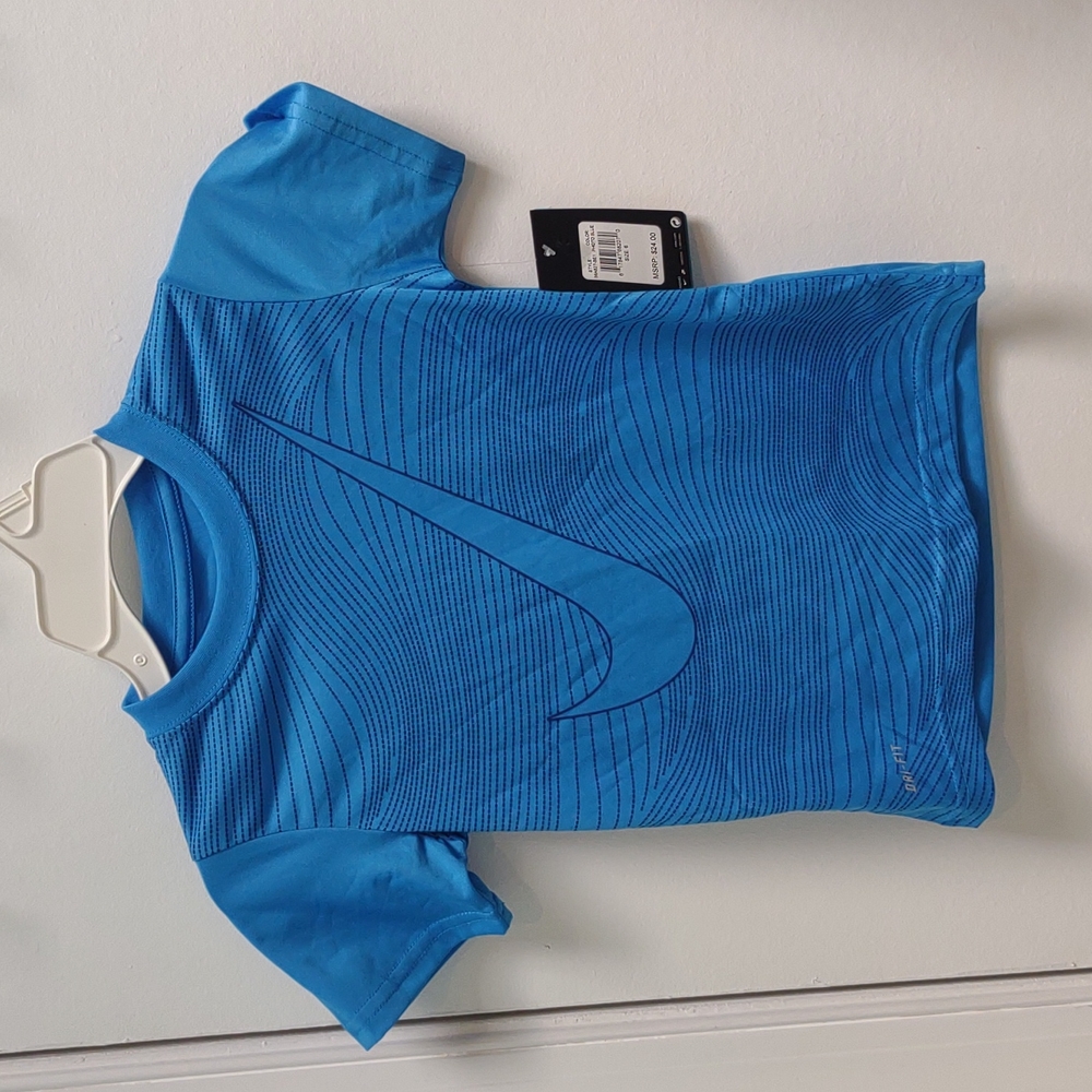 Nike Dri-Fut kids tee, medium, light blue NWT
